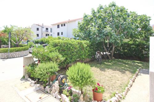  Apartments Mohar in Baška