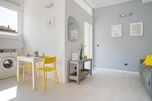 University of Bologna & Porta San Donato Apartment - image 5