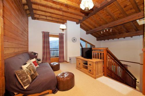Facilities, Chalet du Pre near Maison des Artisans