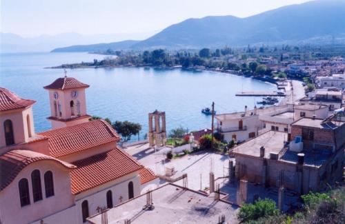 해변, Eleftheria's Apartments in 파랄리아 톨로포노스