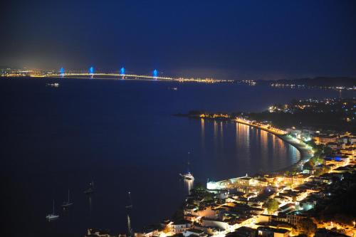 해변, Eleftheria's Apartments in 파랄리아 톨로포노스