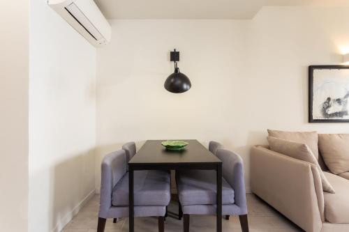 Apartment Martim Moniz - Tram 28 - image 11