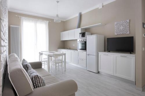 Residenza Serenella - Dependance - Accommodation - Diano Marina