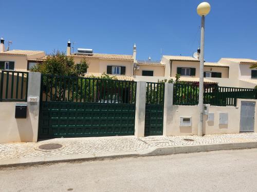  Casa das Amoras, Unterkunft in Armação de Pêra