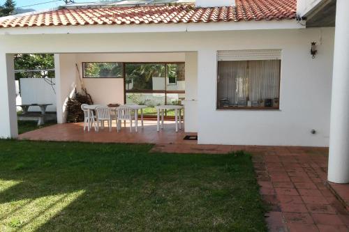  3 Bedroom House with Garden in Afife
