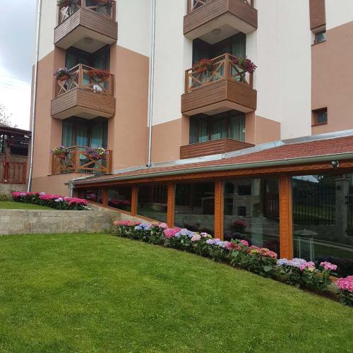 . Lakata Guest House