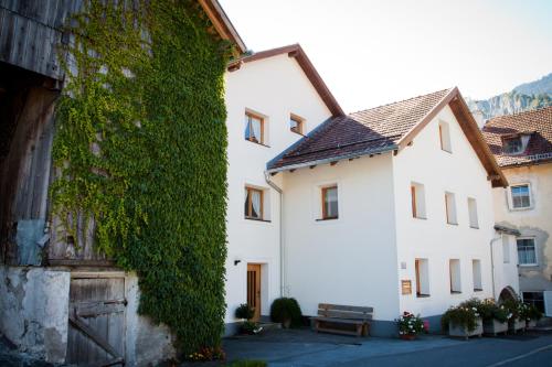 B&B Prutz - Haus Kathrein - Bed and Breakfast Prutz