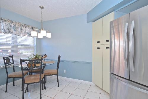 Vista Verde East 8-162 2 Bedroom Sleeps 4 Heated Pool Spa Ground Floor - image 7