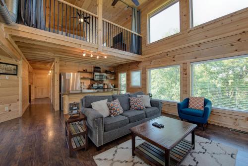 Mountain Splash 2 Bedrooms Sleeps 6 Private Indoor Pool Hot