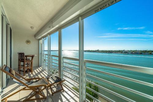 Ferienwohnungen Und Apartments In St Petersburg Isla Del