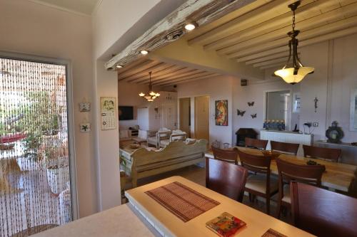  The retreat house in 84100 Azolimnos