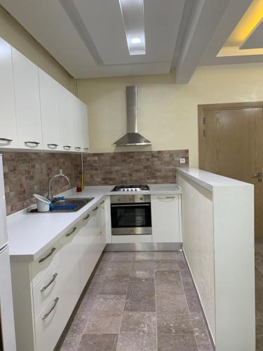 suite better than a Hotel jardin de carthage in Jardins De Carthage