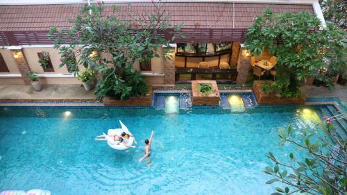 Swimming pool, Aiyaree Place Hotel SHA PLUS in Dong Tarn Beach