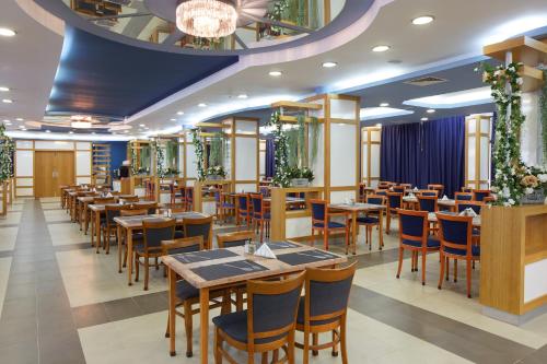 Diamond Hotel - All Inclusive – Sunny Beach, WY