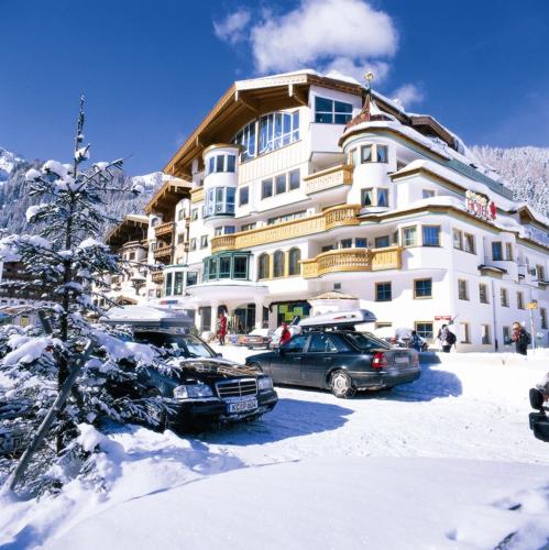 Hotel Neuhintertux, Tux bei Hochmark