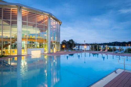 Gesundheitshotel Weißenstadt am See - image 11