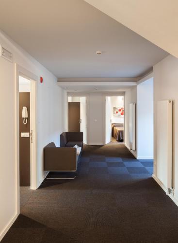 Aparthotel Can Morera Olot - image 13