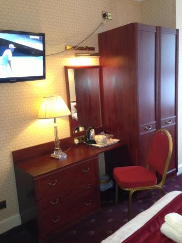 Avon Hotel, London (photo 11)
