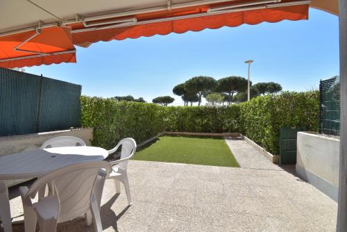 le vincent  rez de jardin bord de plage