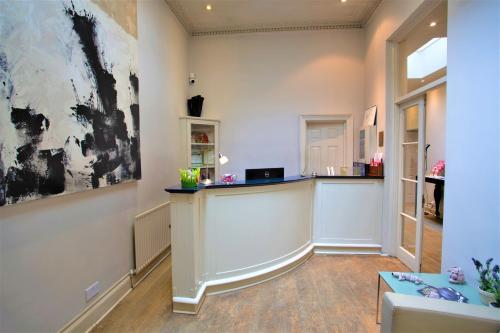 The Sumner Hotel - image 8