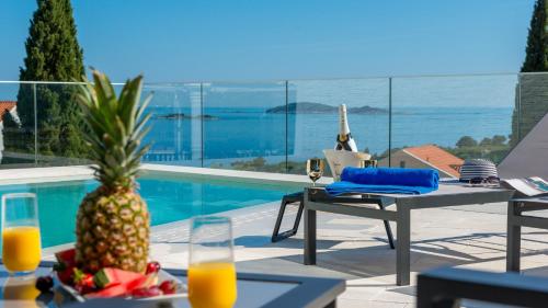 Exclusive Villa Mative - image 4