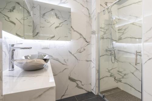 Exclusive Villa Mative - image 13