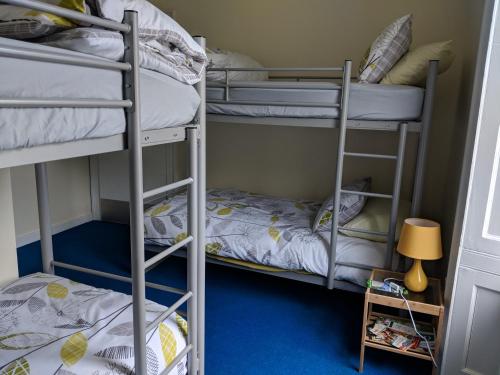 4 bunk beds