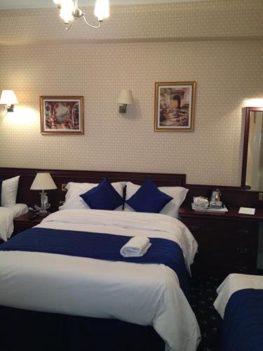 Avon Hotel – London