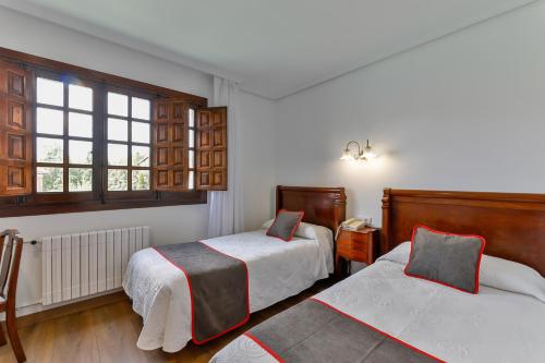 Hotel Santillana - image 12
