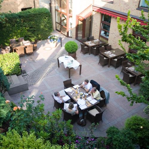 Hotel Engel - image 13