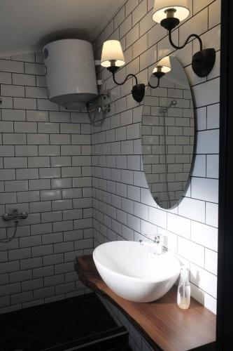Studio Theano - image 11