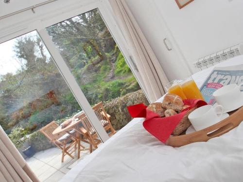 Cot Valley Cottage - image 2