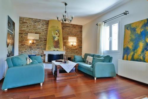  Charming 3-Bedroom House in Tinos in Agios Sostis