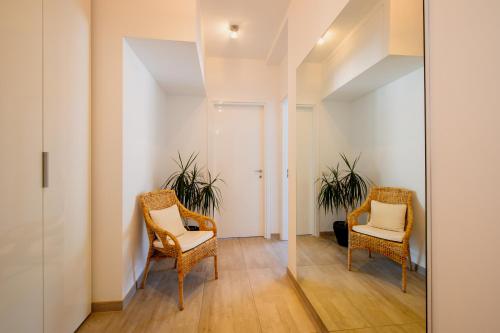 Victoria Apartment - image 12