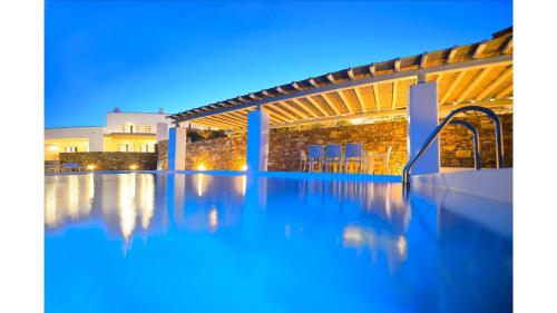  Master Villa Complex 13 Bedrooms in Mykonos Stadt