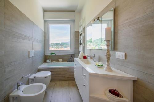 Victoria Apartment - image 10