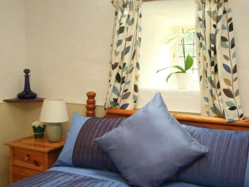Smugglers Cottage - image 10