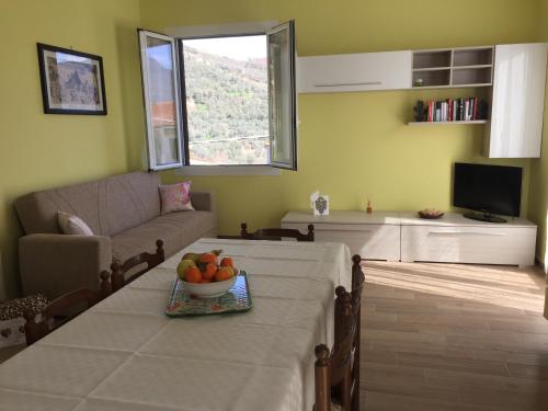 Iekārtas, Casa Bea con Piscina e giardino in Caravonica