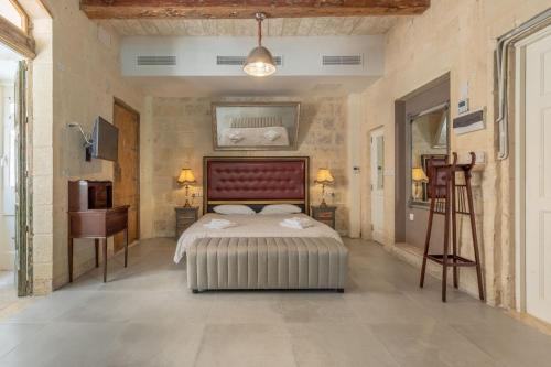 Luciano Al Porto Boutique, La Valeta (foto 11)