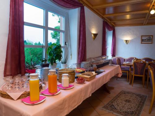 Ételek és italok, Hotel Café Alt-Piesport (Hotel Cafe Alt-Piesport) in Piesport