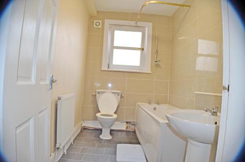 Bathroom, Kensington Guest House Liverpool in Kensington