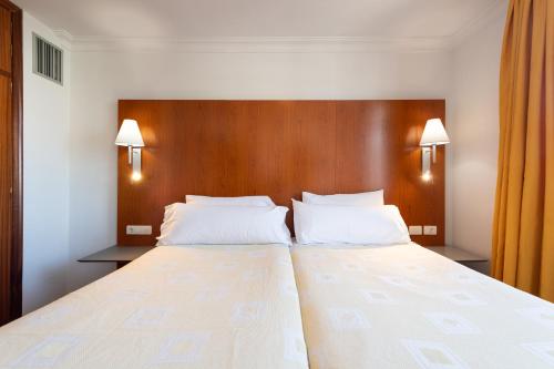 TC Apartamentos Dorotea - image 2