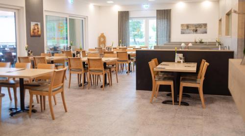 Restorāns, Gasthof Linde - Hotel Blum in Unterroth
