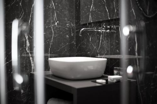 Athenaeum Smart Hotel - image 10