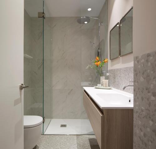 Three-Bedroom Apartment room in Avenida Suite by FeelFree Rentals