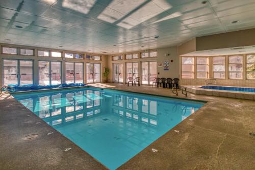 Liftside Condominiums 301 - image 7