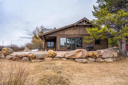 Rainbow Point Sabo Cabin - image 8
