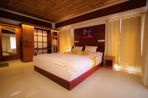 Sierra Brook Resorts