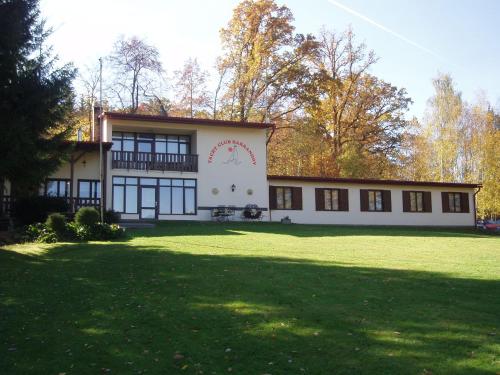 Yacht club Barrandov in Kožlí