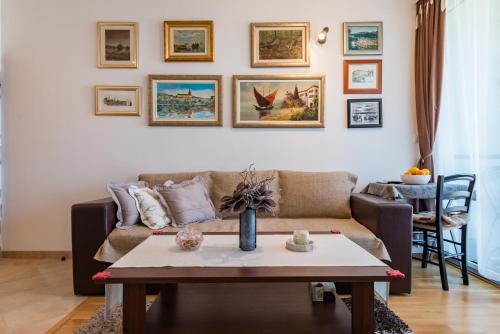  Apartment Lada in Supetar